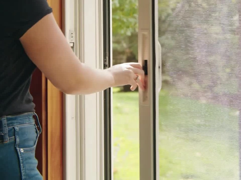 Eryaman Stor Sineklik Sineksiz Hava Kolaylığı